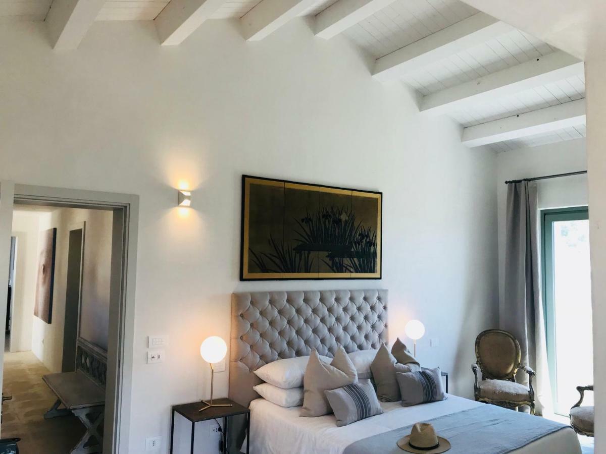 Battimandorlo Hotel Noto Exterior photo